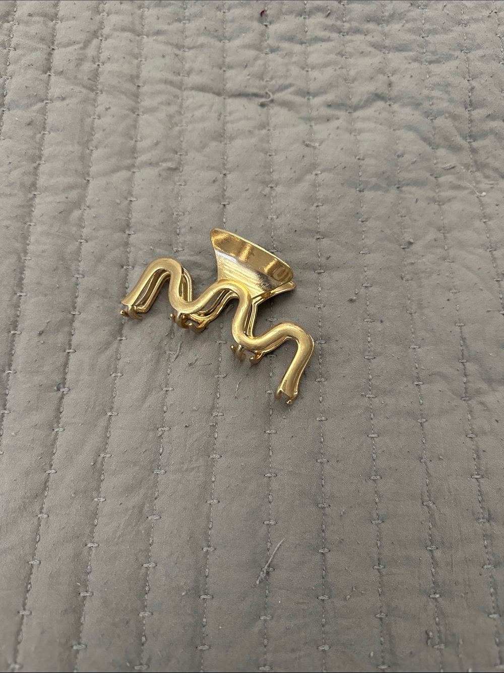 Gold Wavy Metal Hair Claw Clip